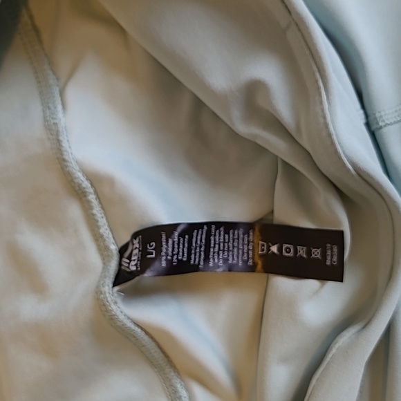 Sz large. Rbx Capri leggings. - Picture 3 of 4